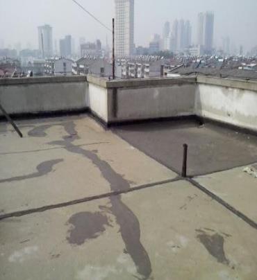 漳平漏水维修 楼顶漏水是什么原因，楼顶漏水维修方法是什么?